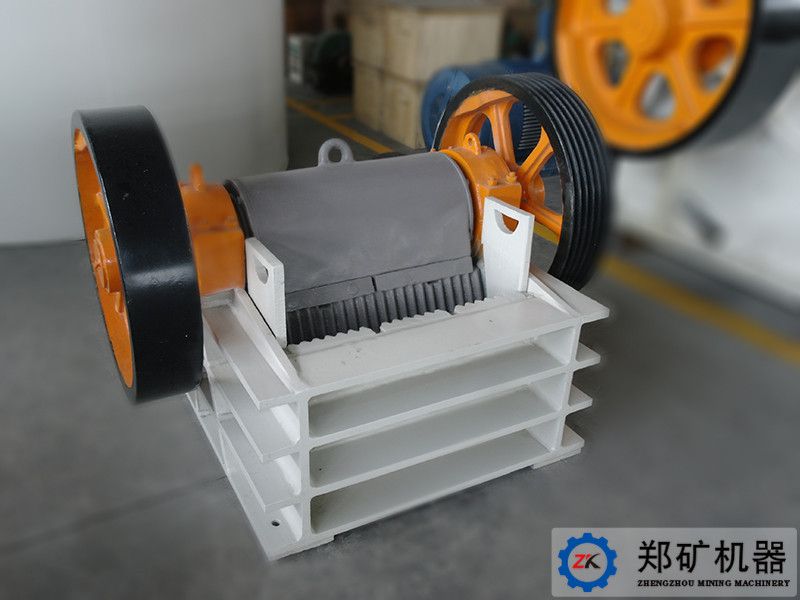 PE、PEX 系列顎式破碎機(jī)2.jpg